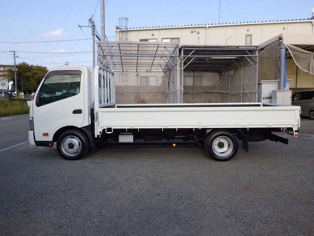 日野デュトロ平ボディ小型（2t・3t）[写真04]