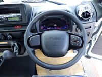 三菱ふそうキャンターアルミブロック小型（2t・3t）[写真11]