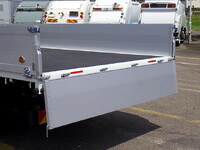 三菱ふそうキャンターアルミブロック小型（2t・3t）[写真31]