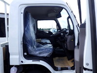 三菱ふそうキャンターアルミブロック小型（2t・3t）[写真35]