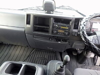 いすゞフォワード幌車中型（4t）[写真15]