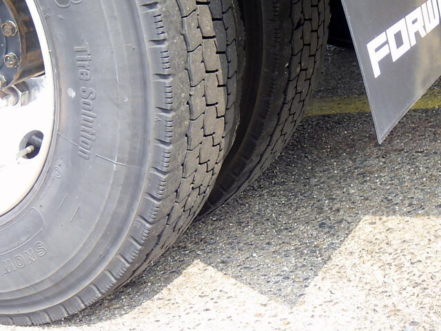 いすゞフォワード幌車中型（4t）[写真21]