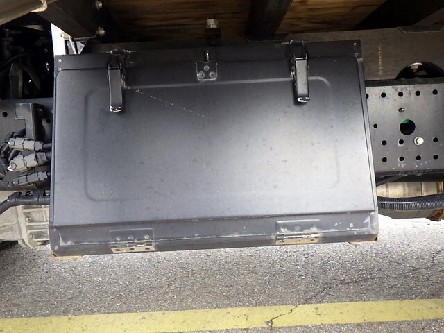 いすゞフォワード幌車中型（4t）[写真29]