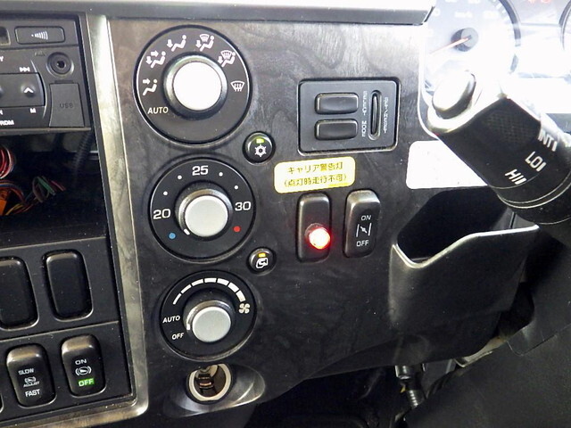 三菱ふそうファイターコンテナ専用車中型（4t）[写真15]