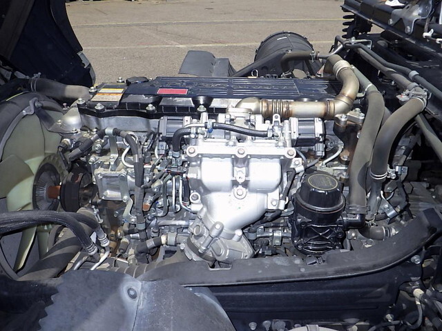 三菱ふそうファイターコンテナ専用車中型（4t）[写真24]