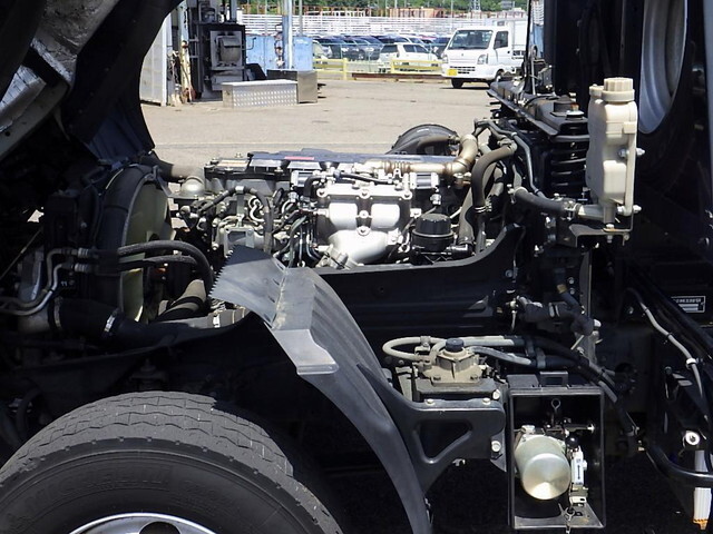 三菱ふそうファイターコンテナ専用車中型（4t）[写真26]