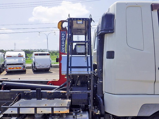 三菱ふそうファイターコンテナ専用車中型（4t）[写真31]