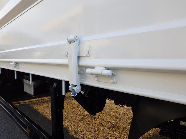 日野デュトロ平ボディ小型（2t・3t）[写真12]