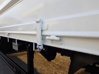 日野デュトロ平ボディ小型（2t・3t）[写真13]