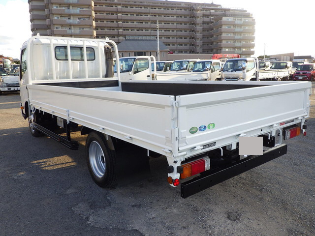 日野デュトロ平ボディ小型（2t・3t）[写真02]