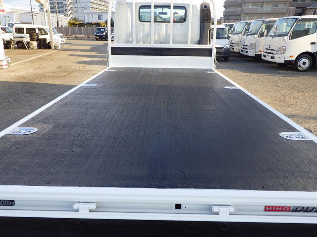 日野デュトロ平ボディ小型（2t・3t）[写真06]
