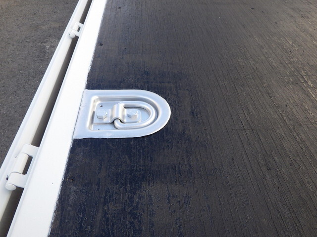 日野デュトロ平ボディ小型（2t・3t）[写真07]