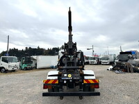 いすゞフォワードコンテナ専用車増トン（6t・8t）[写真11]