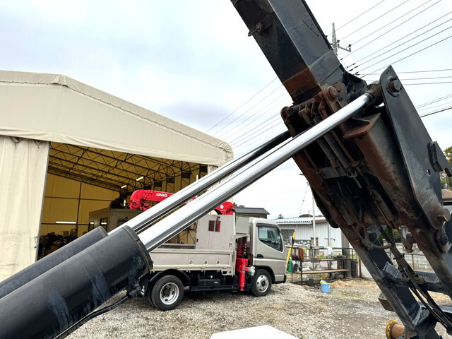 いすゞフォワードコンテナ専用車増トン（6t・8t）[写真13]
