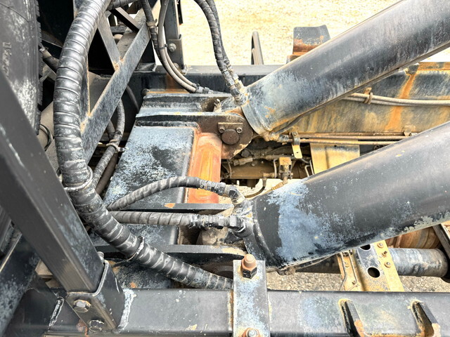 いすゞフォワードコンテナ専用車増トン（6t・8t）[写真14]