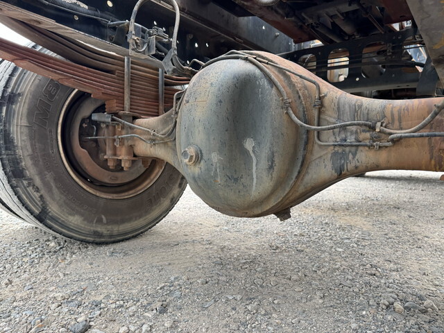 いすゞフォワードコンテナ専用車増トン（6t・8t）[写真19]