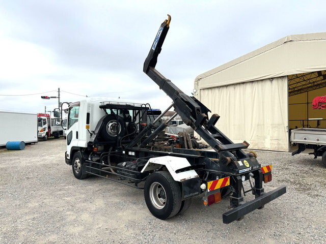 いすゞフォワードコンテナ専用車増トン（6t・8t）[写真02]