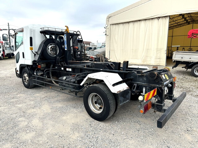 いすゞフォワードコンテナ専用車増トン（6t・8t）[写真06]