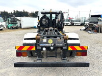 いすゞフォワードコンテナ専用車増トン（6t・8t）[写真10]