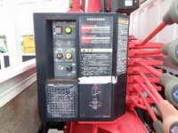 三菱ふそうキャンタークレーン3段小型（2t・3t）[写真11]