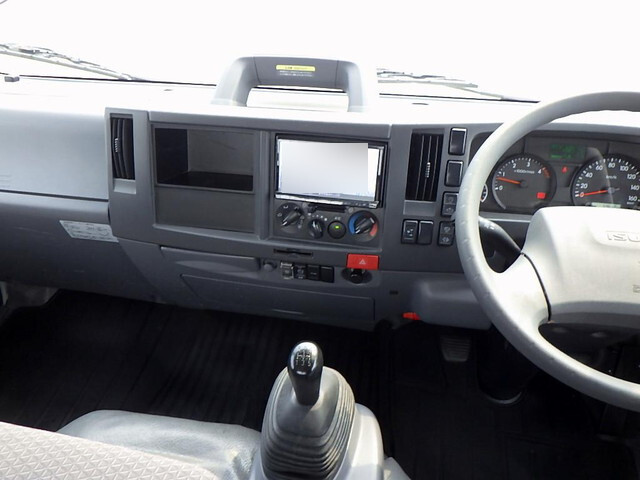 いすゞエルフアルミブロック小型（2t・3t）[写真10]