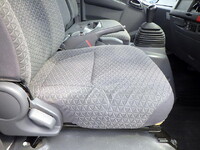 いすゞエルフアルミブロック小型（2t・3t）[写真36]