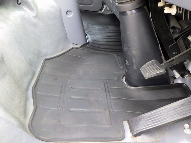 いすゞエルフアルミブロック小型（2t・3t）[写真36]