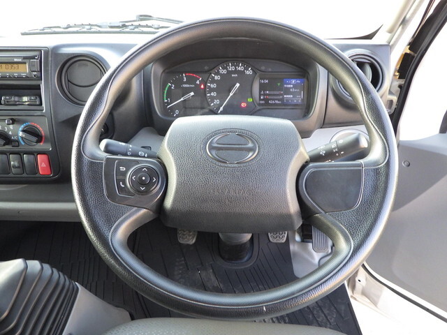 日野デュトロ平ボディ小型（2t・3t）[写真14]