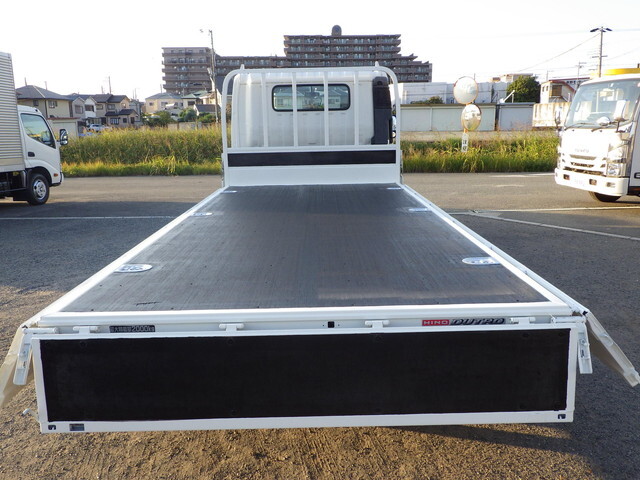 日野デュトロ平ボディ小型（2t・3t）[写真18]