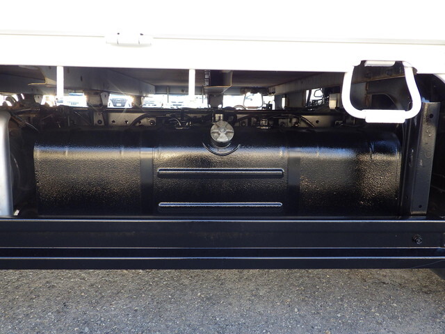 日野デュトロ平ボディ小型（2t・3t）[写真25]