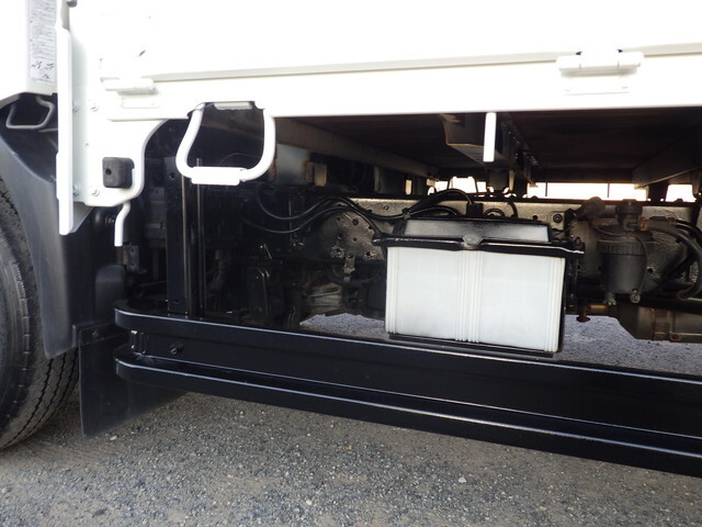 日野デュトロ平ボディ小型（2t・3t）[写真30]