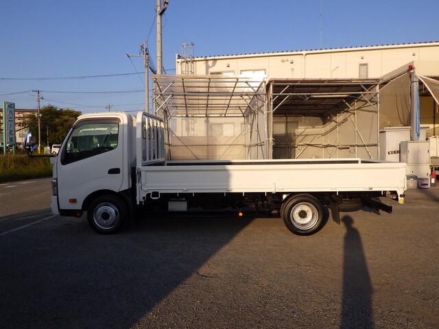 日野デュトロ平ボディ小型（2t・3t）[写真04]