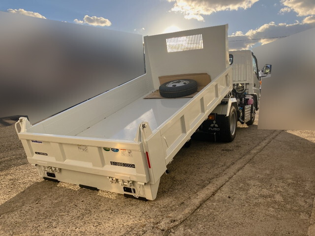 三菱ふそうキャンターローダーダンプ小型（2t・3t）[写真02]