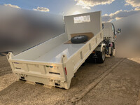 三菱ふそうキャンターローダーダンプ小型（2t・3t）[写真02]