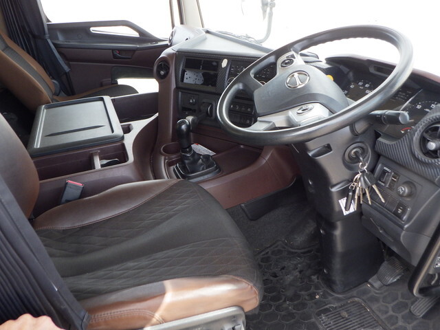 日野プロフィアアルミウイング大型（10t）[写真11]