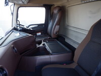 日野プロフィアアルミウイング大型（10t）[写真13]