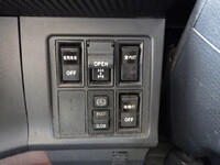 日野プロフィアアルミウイング大型（10t）[写真16]