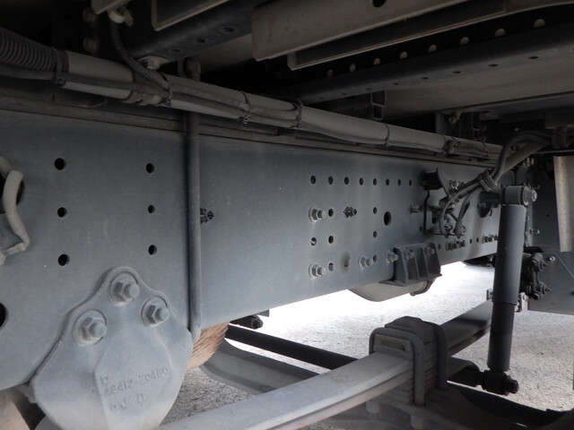 日野プロフィアアルミウイング大型（10t）[写真29]