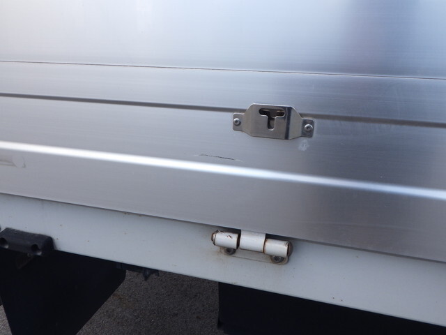 日野プロフィアアルミウイング大型（10t）[写真30]