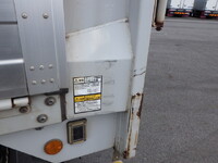 日野プロフィアアルミウイング大型（10t）[写真32]