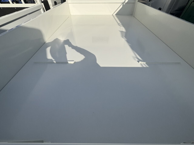 いすゞエルフローダーダンプ小型（2t・3t）[写真11]