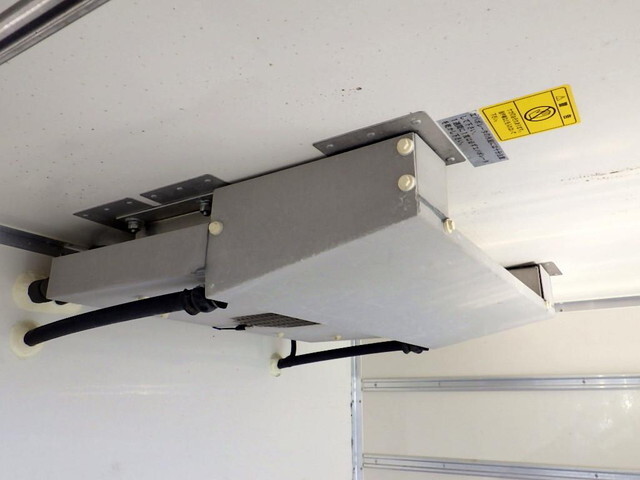 いすゞエルフ冷凍車（冷蔵車）小型（2t・3t）[写真33]