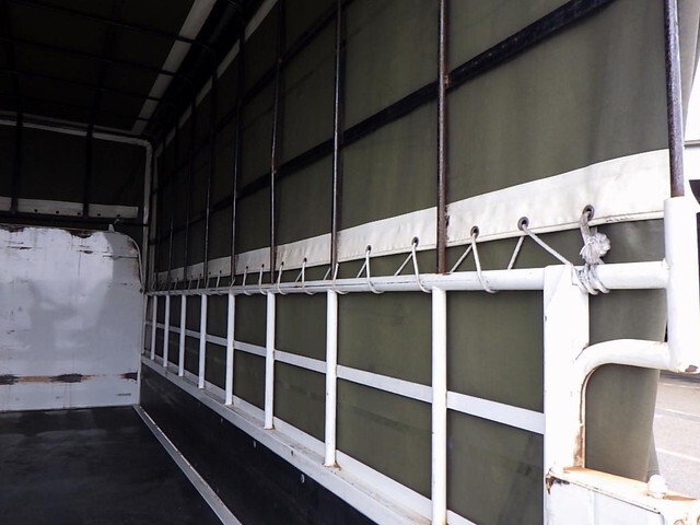 トヨタダイナ幌車小型（2t・3t）[写真09]