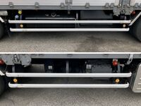 いすゞギガアルミウイング大型（10t）[写真20]