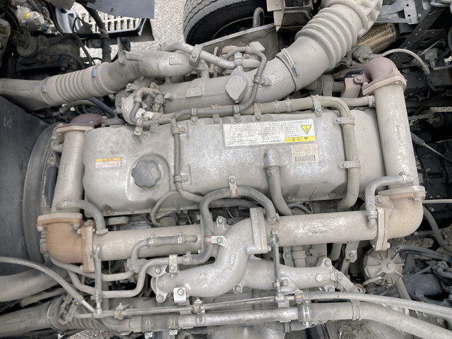 いすゞギガアルミウイング大型（10t）[写真26]