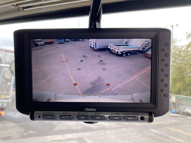 いすゞギガアルミウイング大型（10t）[写真38]