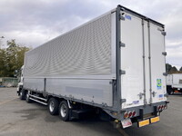 いすゞギガアルミウイング大型（10t）[写真05]