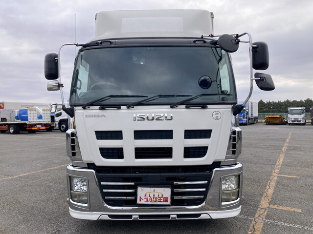 いすゞギガアルミウイング大型（10t）[写真07]