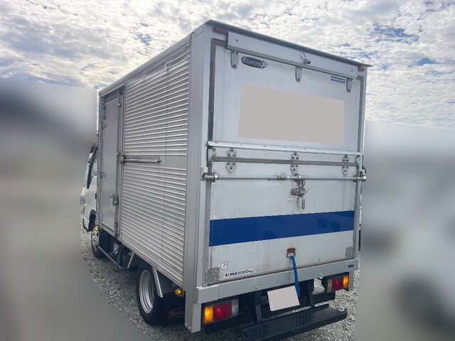 いすゞエルフアルミバン小型（2t・3t）[写真02]