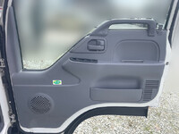 いすゞエルフアルミバン小型（2t・3t）[写真28]